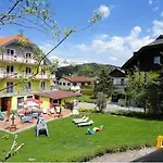 Pogoeriacherhof
