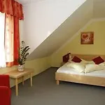 Pogoeriacherhof Hotel 3*