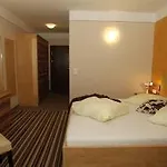 Pogoeriacherhof Hotel Latschach ober dem Faakersee