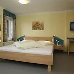 Pogoeriacherhof Hotel Latschach ober dem Faakersee
