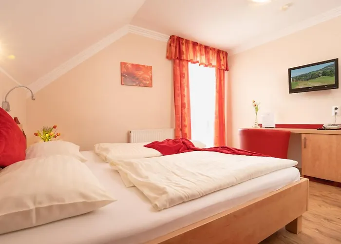 Pogoeriacherhof 라챈치오버뎀파커시