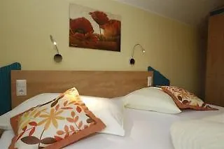 Pogoeriacherhof 라챈치오버뎀파커시